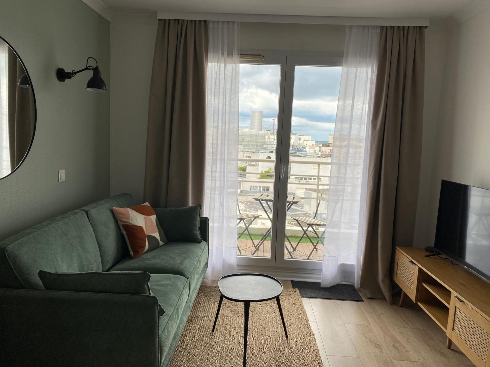 Cosy In La Defense Courbevoie